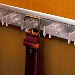 Portacinturones fijo para armario vestidor